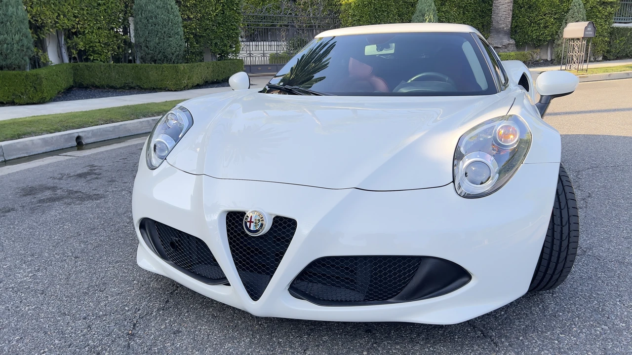 2016 Alfa Romeo 4C Coupe - Image 3 of 31