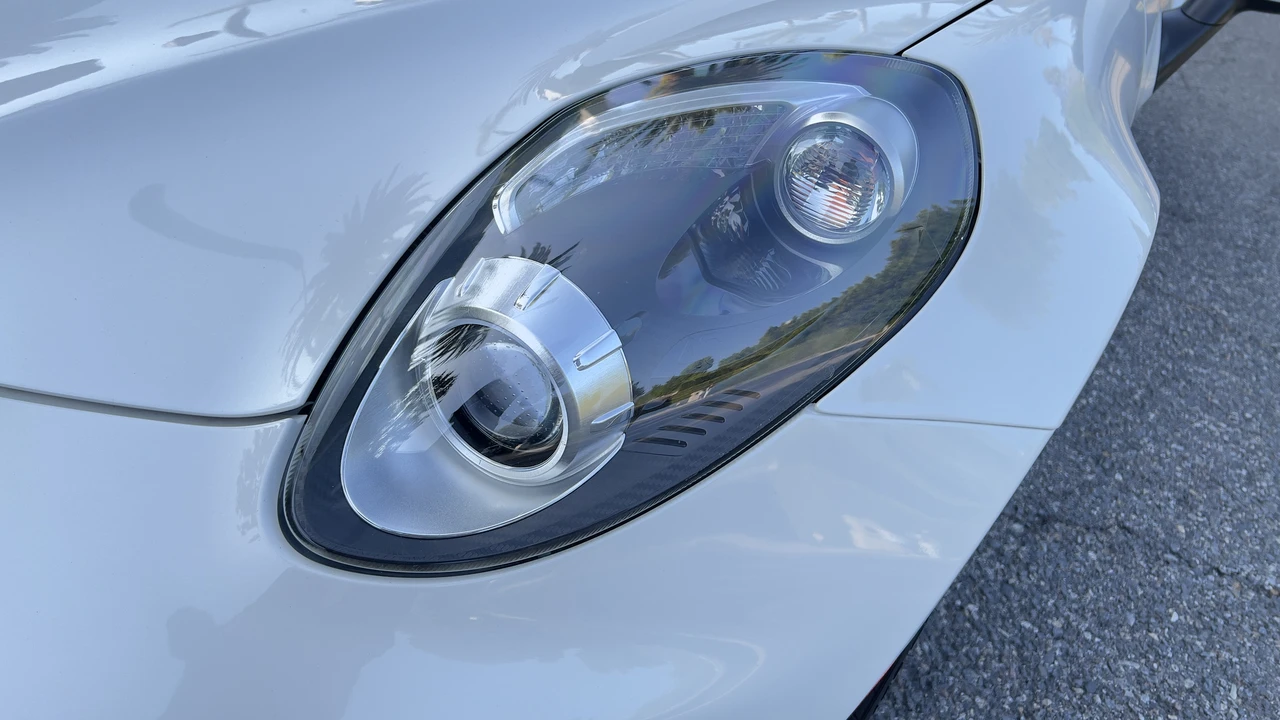 2016 Alfa Romeo 4C Coupe - Image 24 of 31