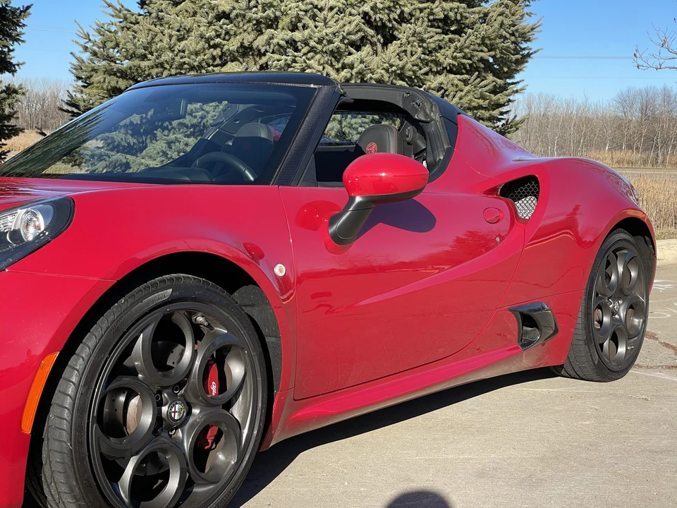 2016 Alfa Romeo 4C Spider - Image 20 of 31