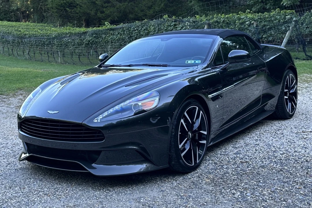 2016 Aston Martin Vanquish 2nd Gen - Image 23 of 31