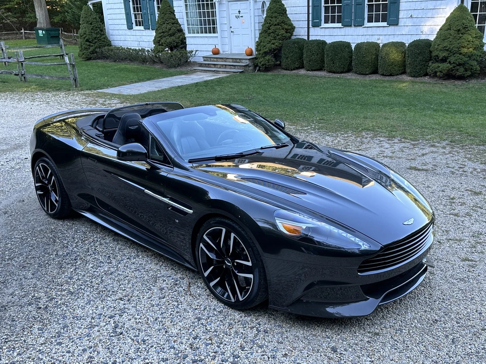2016 Aston Martin Vanquish 2nd Gen - Image 17 of 31