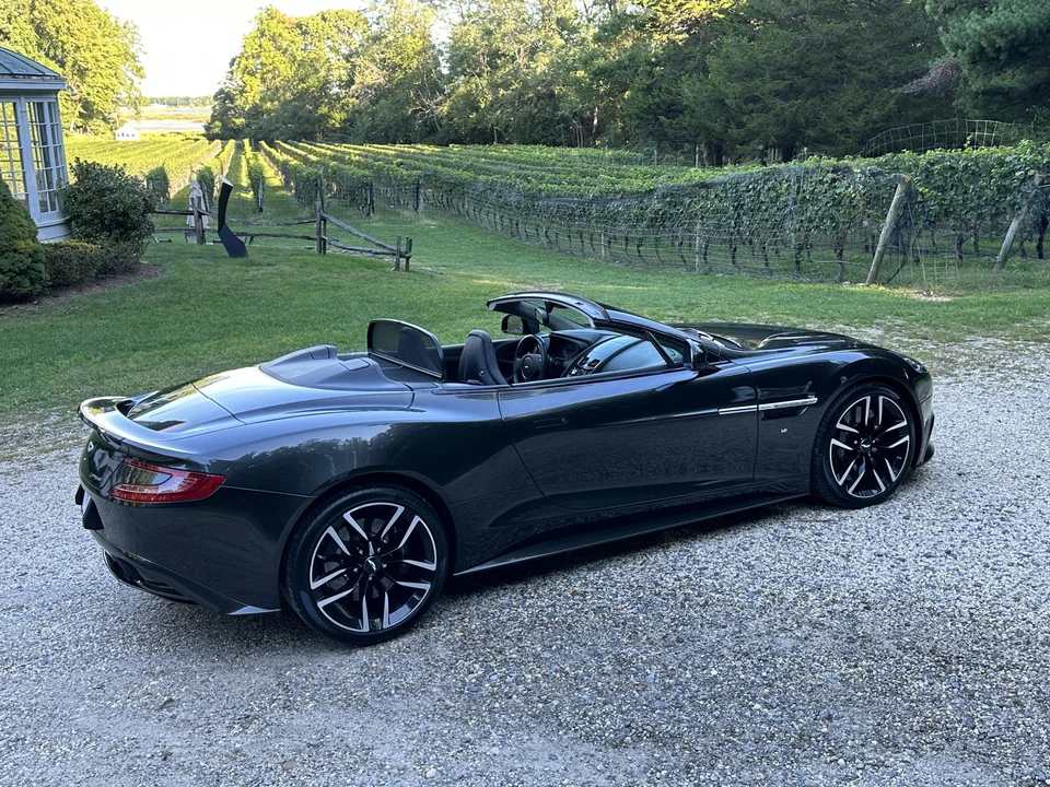 2016 Aston Martin Vanquish 2nd Gen - Image 15 of 31