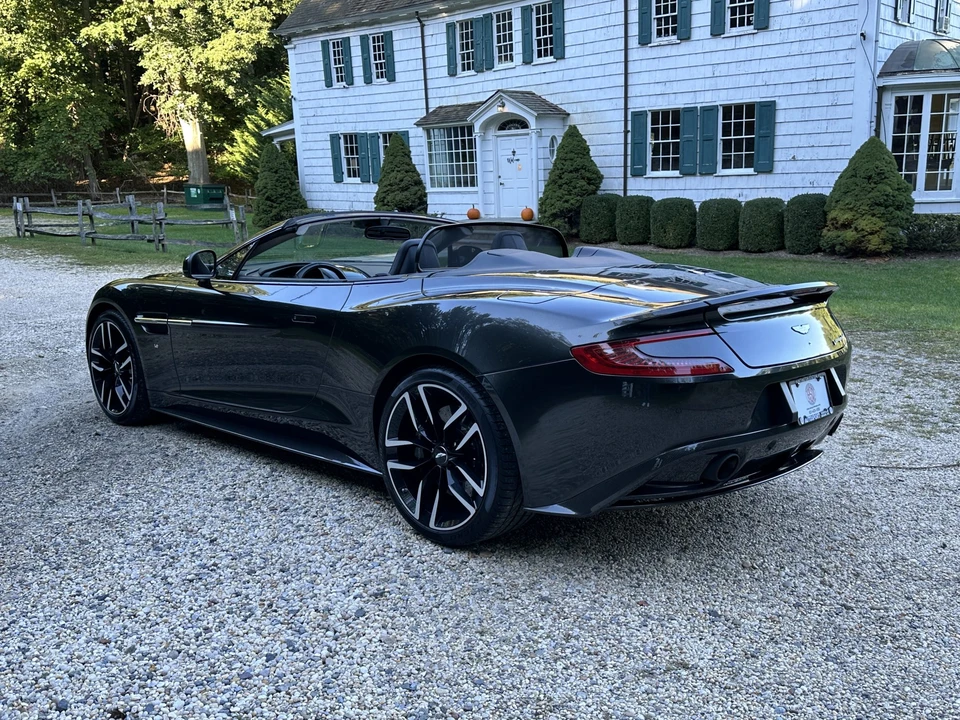 2016 Aston Martin Vanquish 2nd Gen - Image 2 of 31