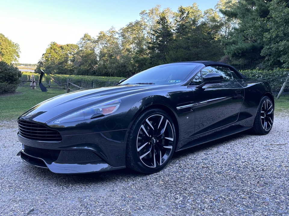 2016 Aston Martin Vanquish 2nd Gen - Image 25 of 31