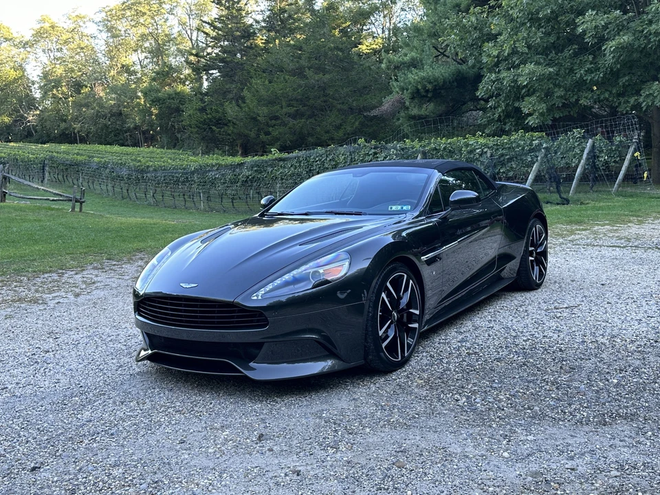 2016 Aston Martin Vanquish 2nd Gen - Image 22 of 31