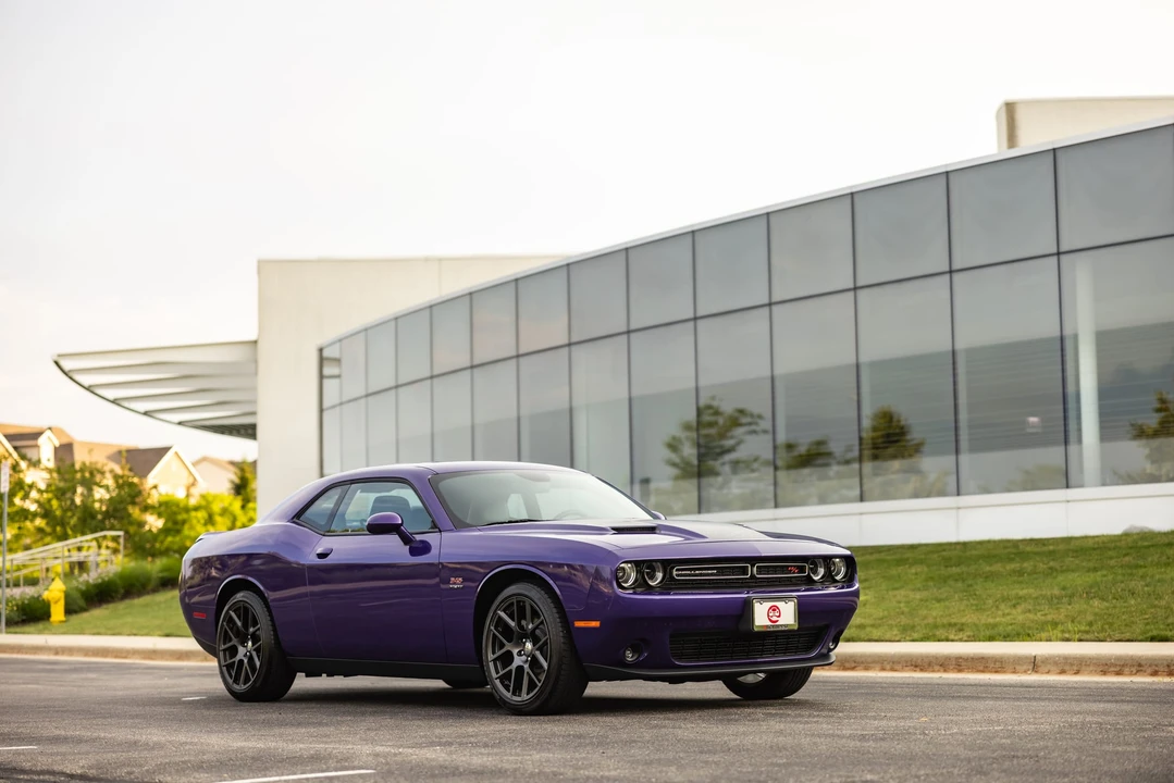 2016 Dodge Challenger 3rd Gen - Image 25 of 31