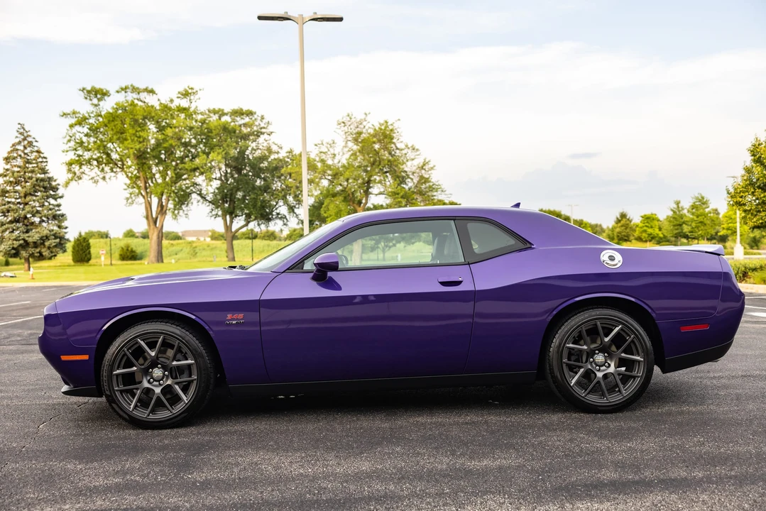 2016 Dodge Challenger 3rd Gen - Image 9 of 31