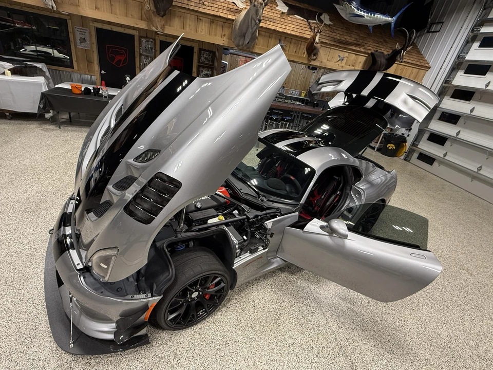 2016 Dodge Viper ACR 5th Gen - Image 14 of 31
