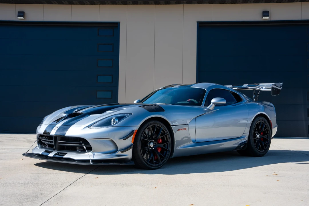 2016 Dodge Viper ACR 5th Gen - Image 2 of 31