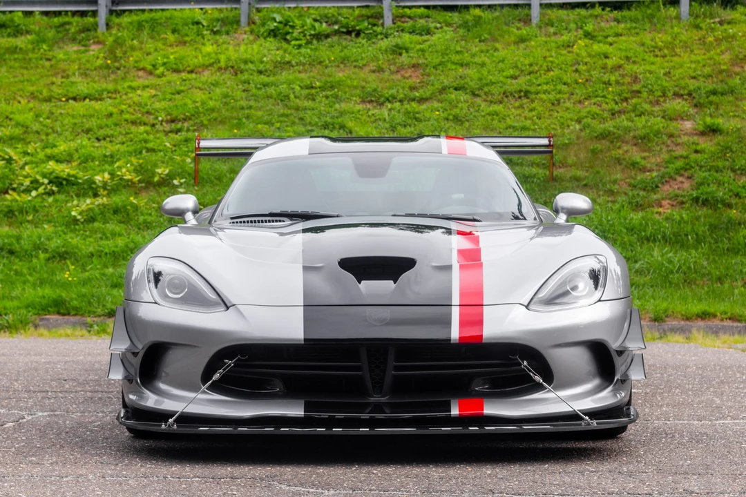 2016 Dodge Viper ACR 5th Gen - Image 5 of 31