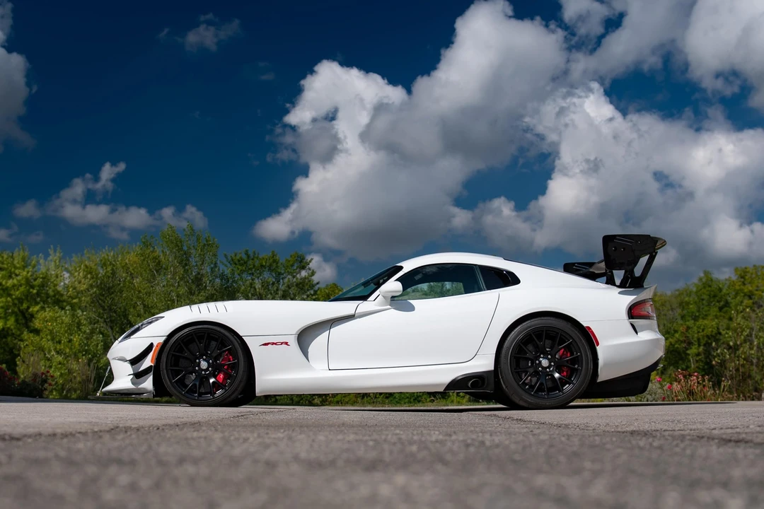 2016 Dodge Viper ACR 5th Gen - Image 17 of 31