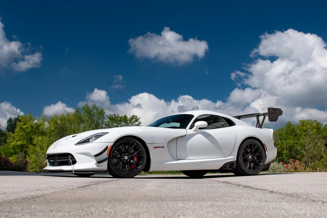 2016 Dodge Viper ACR 5th Gen - Image 3 of 31