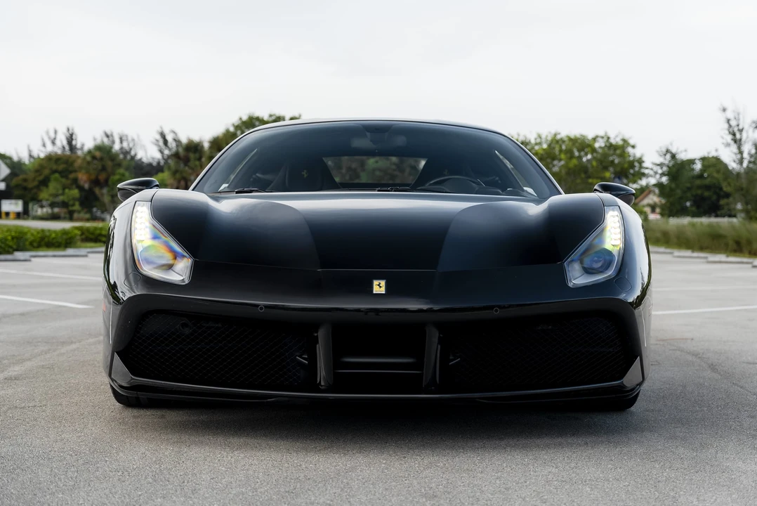 2016 Ferrari 488 GTB - Image 3 of 31