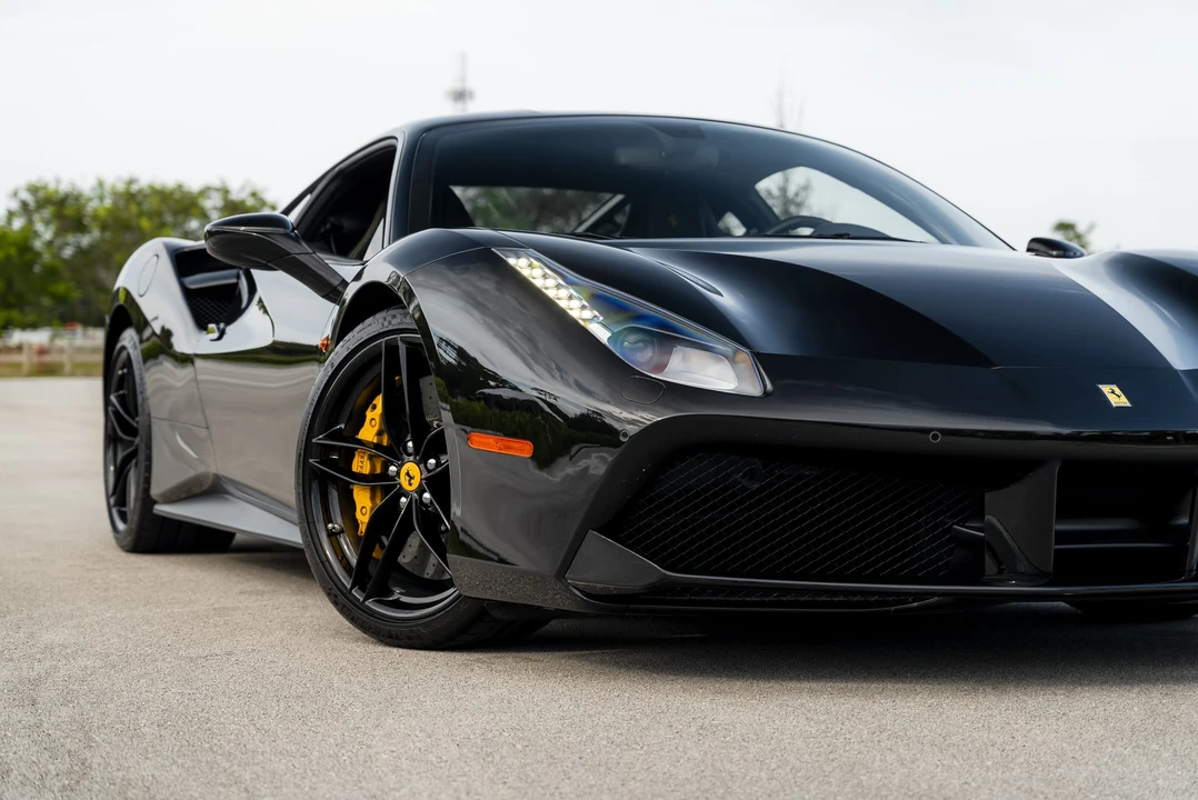2016 Ferrari 488 GTB - Image 20 of 31