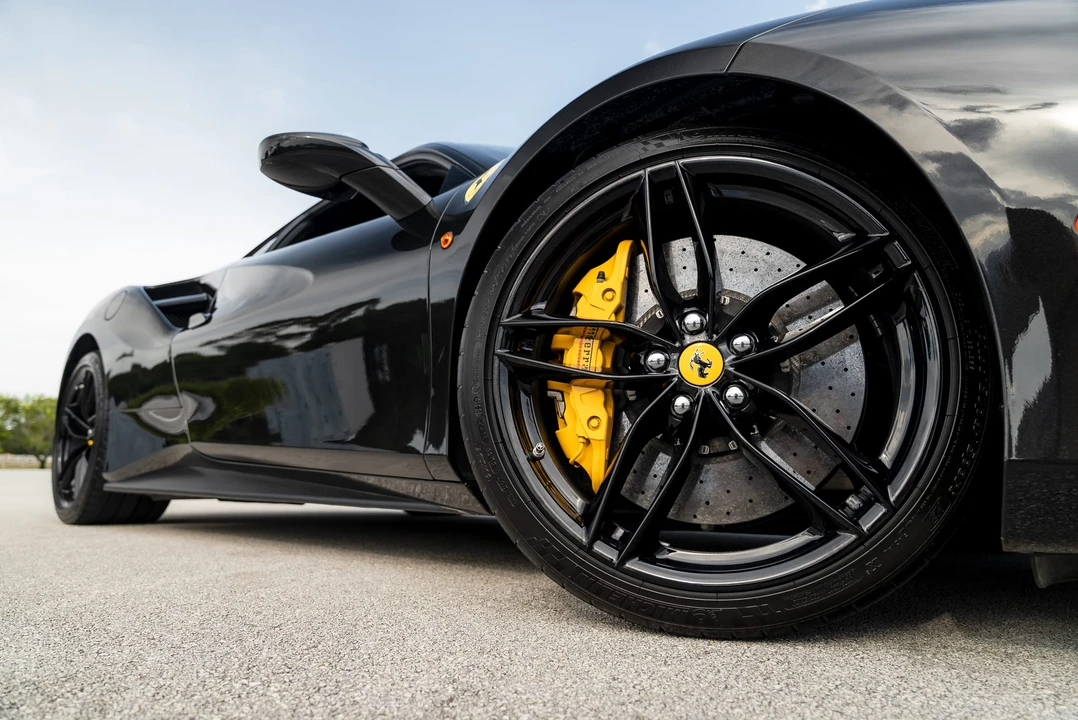 2016 Ferrari 488 GTB - Image 21 of 31