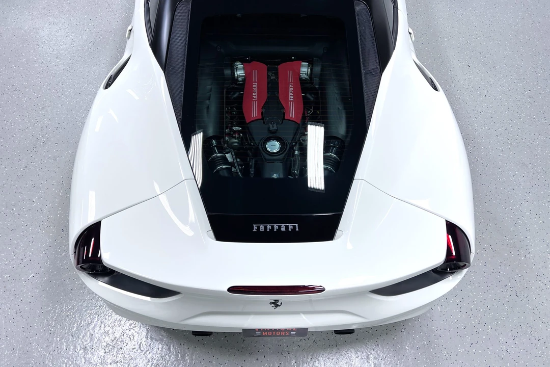2016 Ferrari 488 GTB - Image 23 of 31