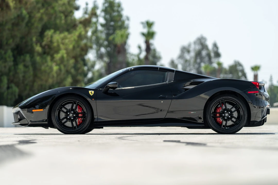 2016 Ferrari 488 Spider - Image 21 of 31