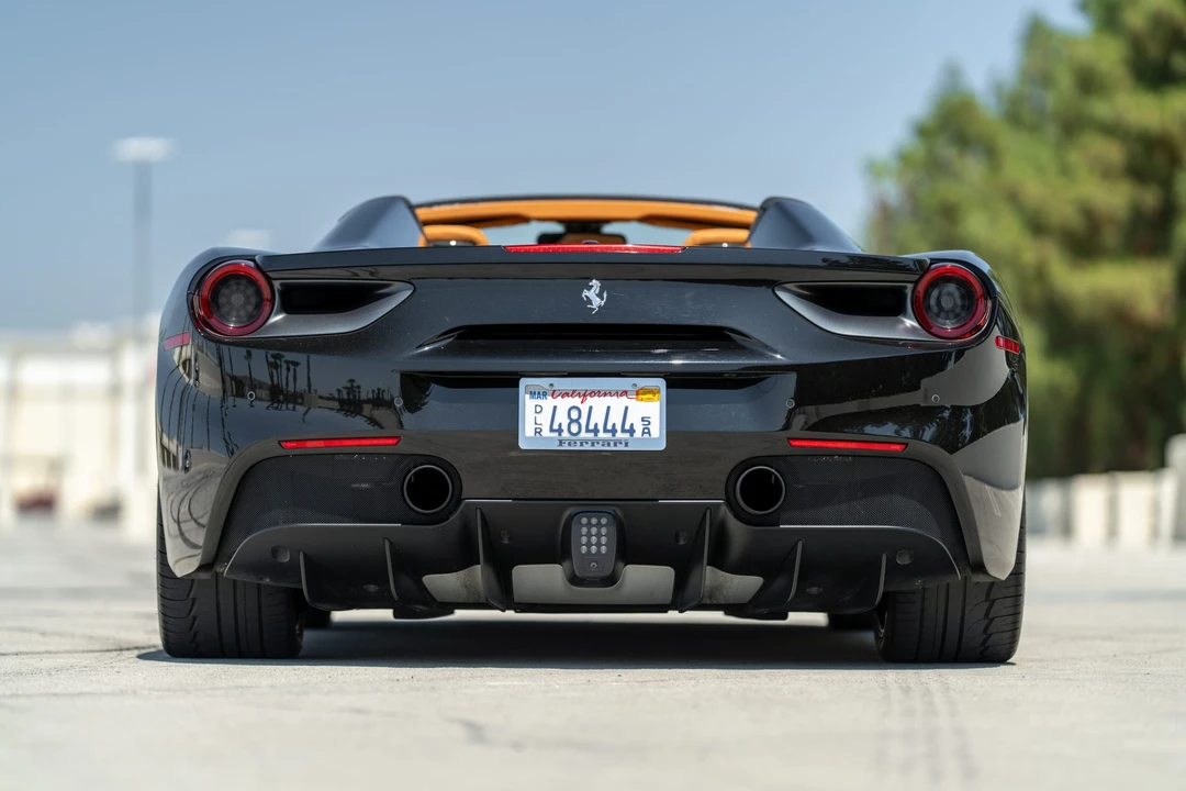 2016 Ferrari 488 Spider - Image 7 of 31