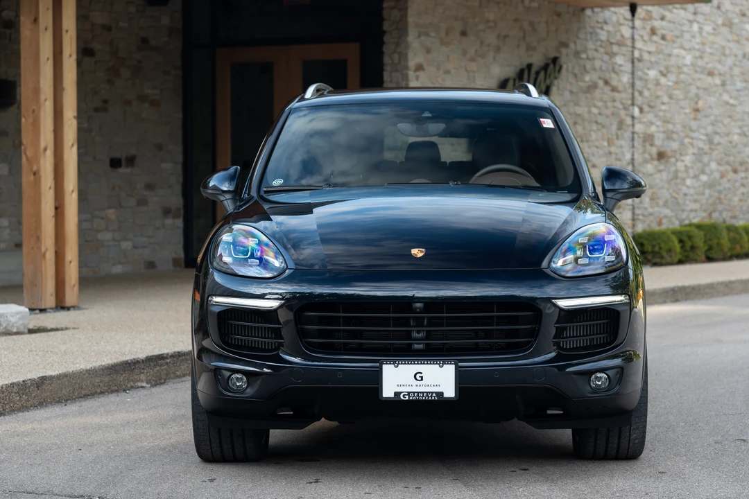 2016 Porsche 958 Cayenne S - Image 8 of 31