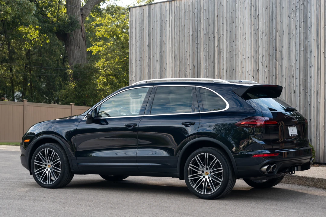 2016 Porsche 958 Cayenne S - Image 14 of 31