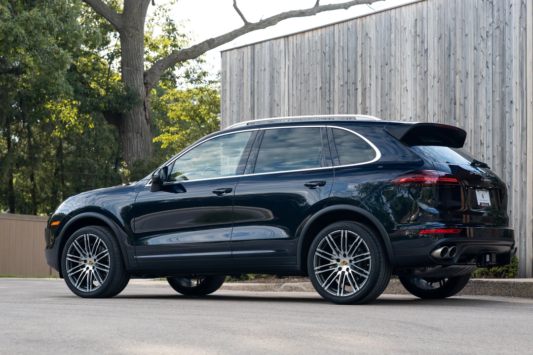 2016 Porsche 958 Cayenne S - Image 15 of 31