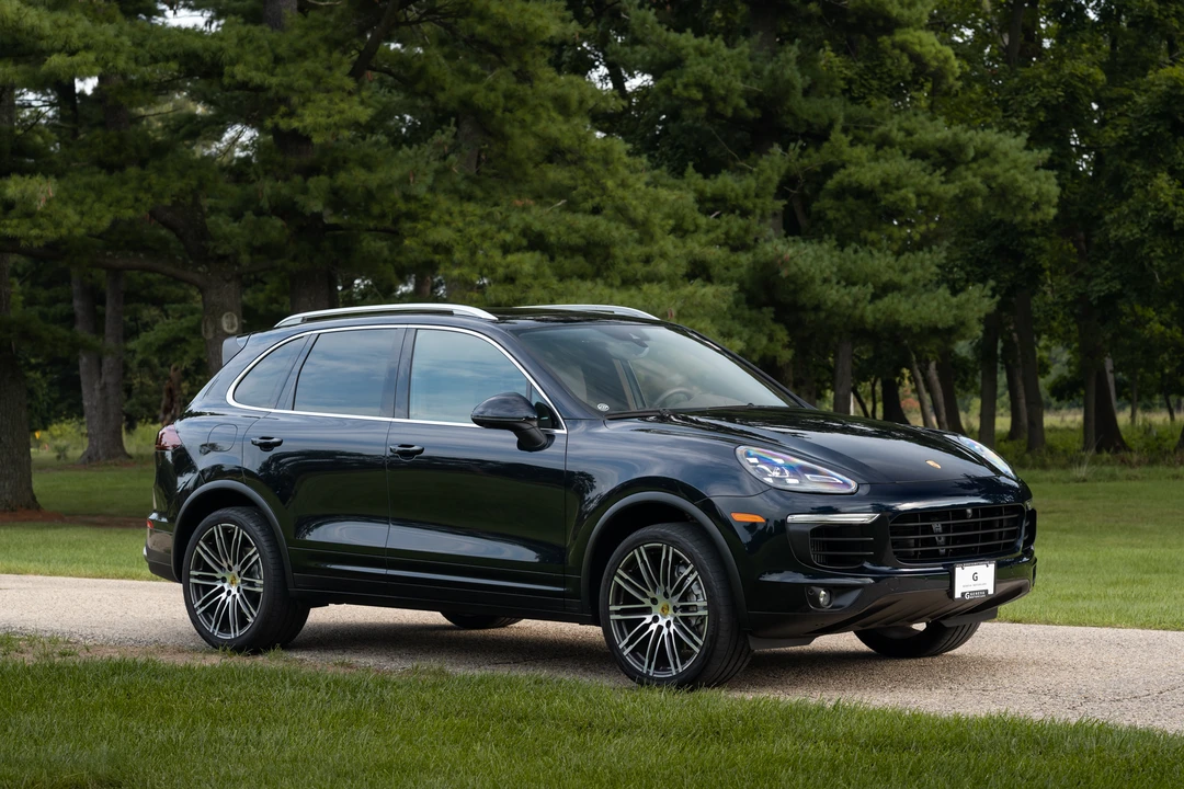 2016 Porsche 958 Cayenne S - Image 9 of 31