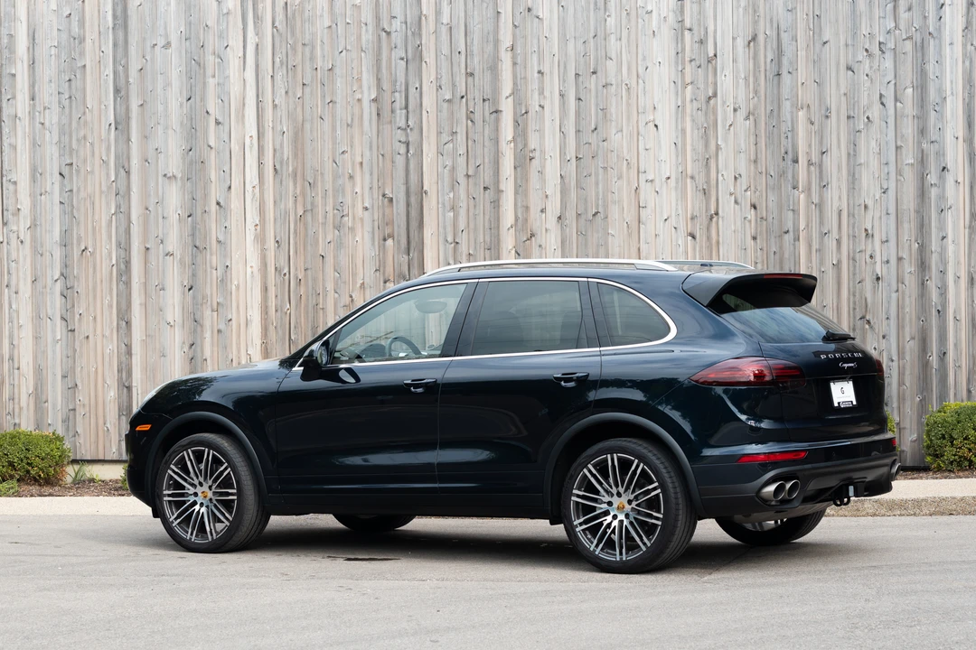 2016 Porsche 958 Cayenne S - Image 17 of 31