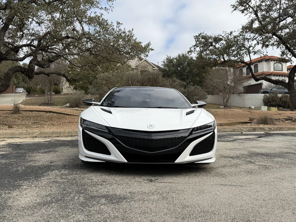 2017 Acura NC1 NSX - Image 2 of 31