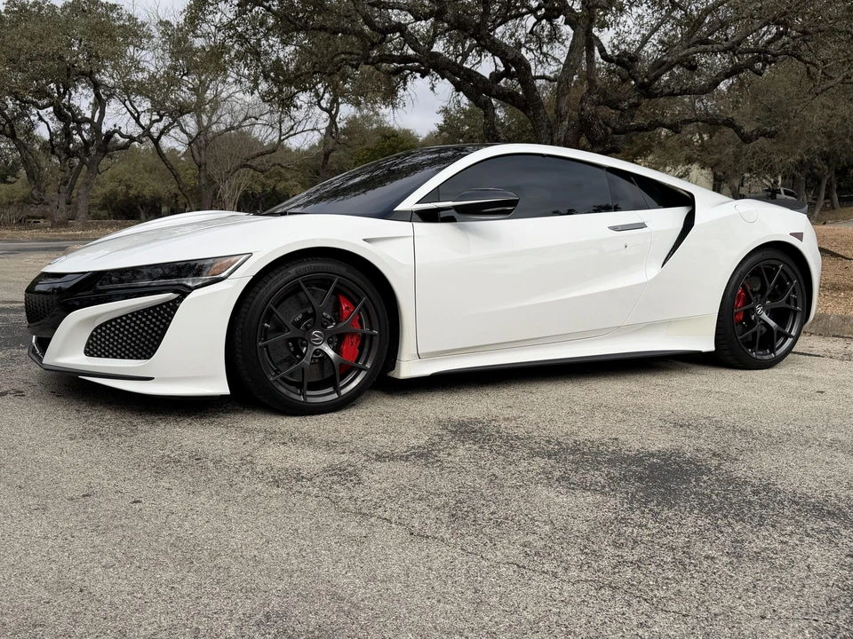 2017 Acura NC1 NSX - Image 5 of 31