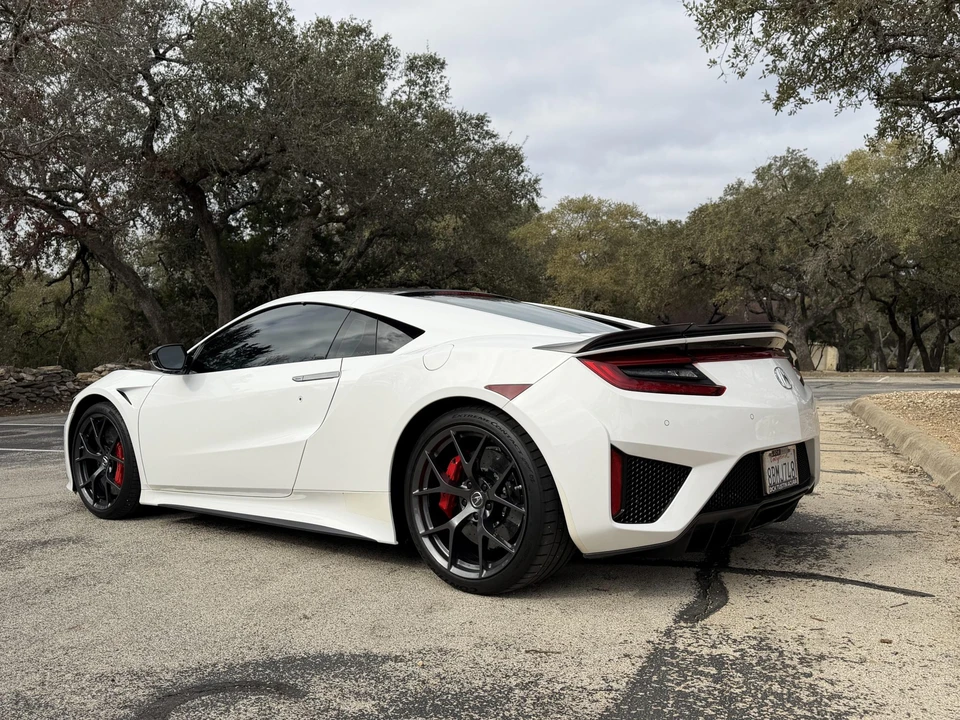 2017 Acura NC1 NSX - Image 8 of 31