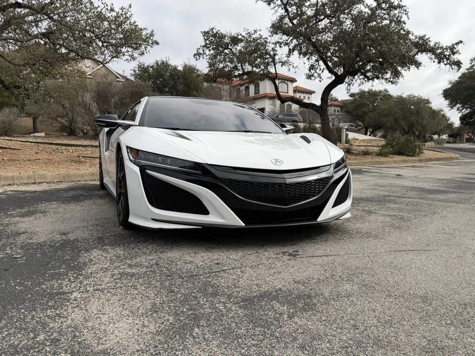2017 Acura NC1 NSX - Image 19 of 31