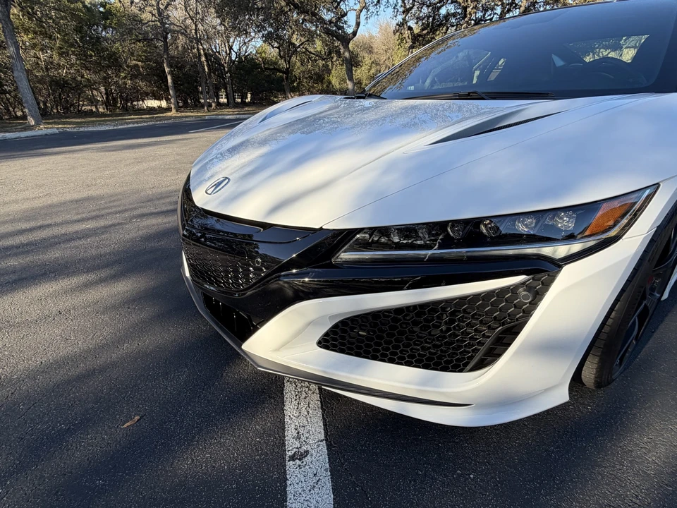 2017 Acura NC1 NSX - Image 24 of 31