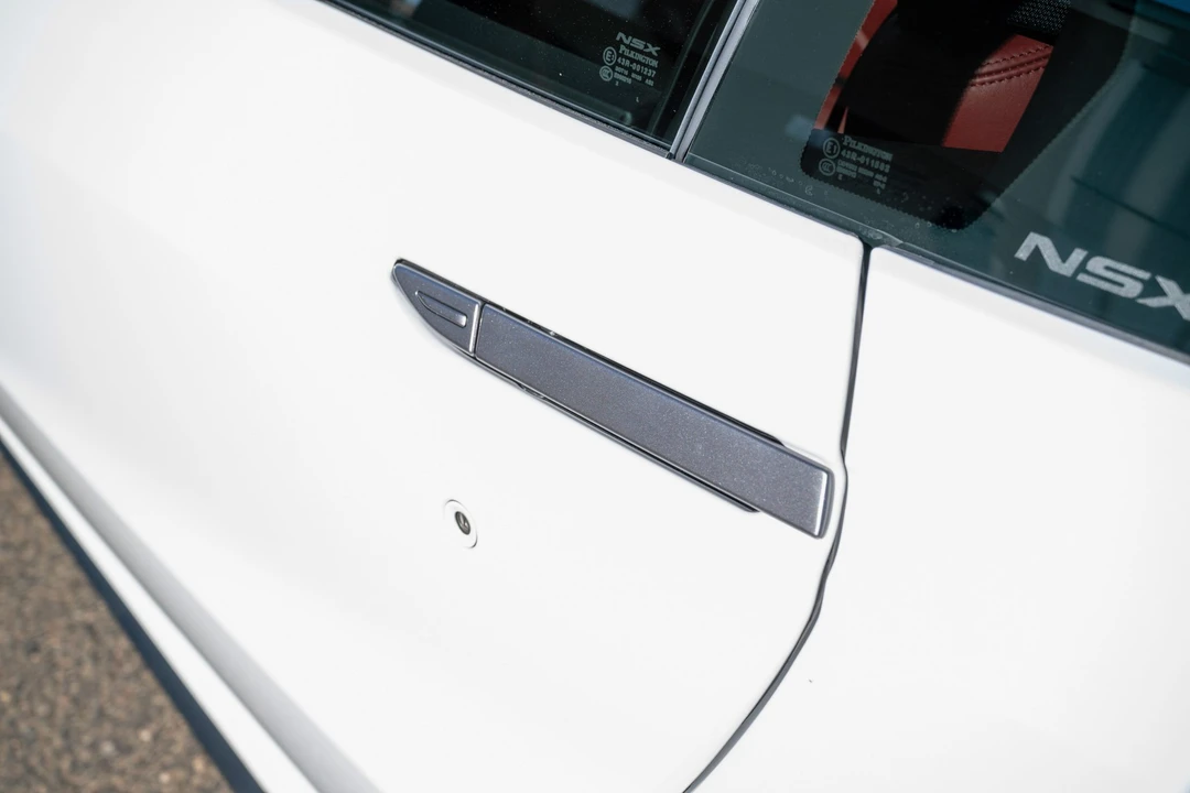 2017 Acura NC1 NSX - Image 28 of 31