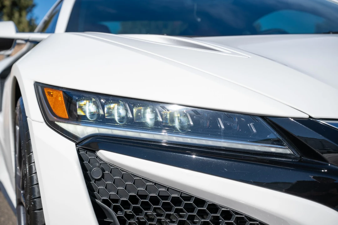 2017 Acura NC1 NSX - Image 11 of 31