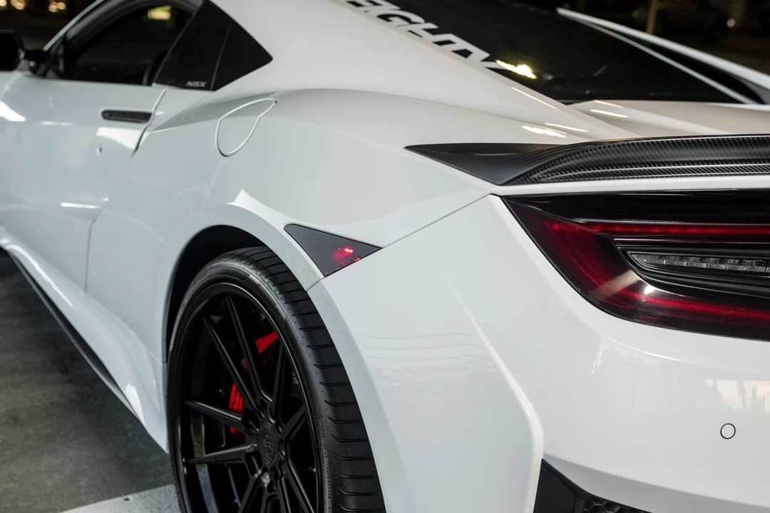 2017 Acura NC1 NSX - Image 28 of 31