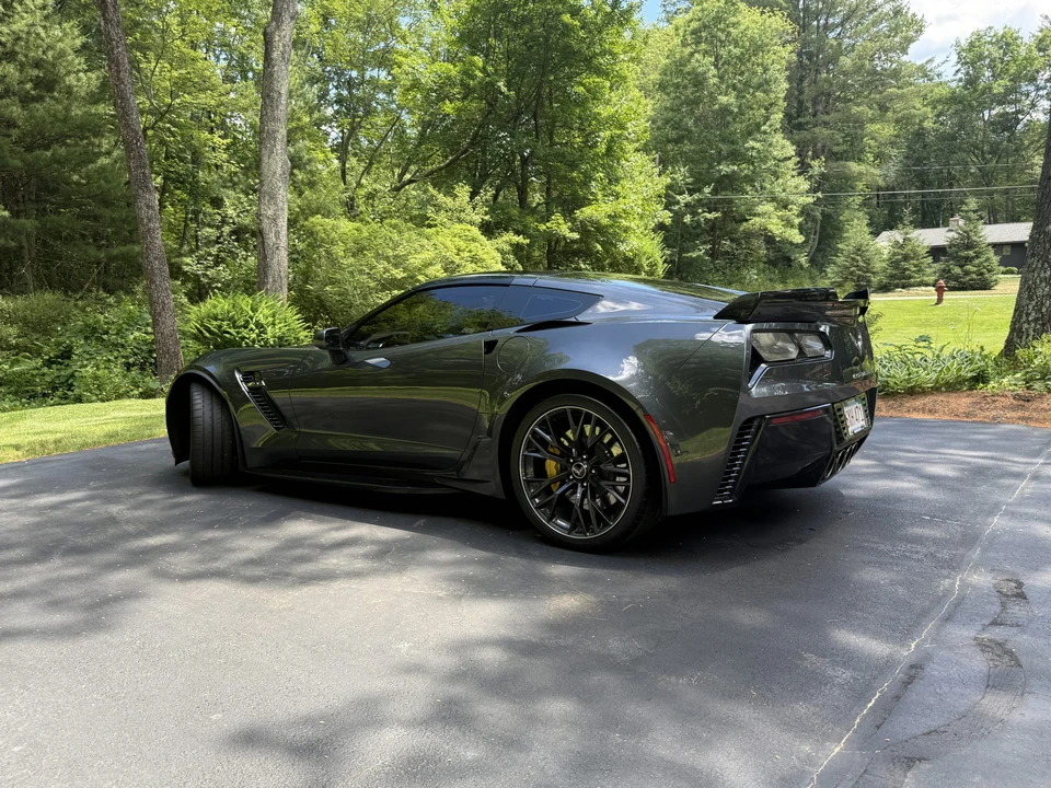 2017 Chevrolet Corvette C7 Z06 - Image 25 of 31