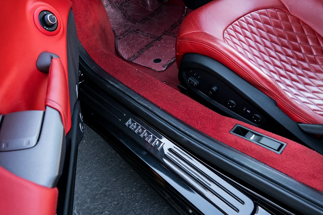 2017 Ferrari 488 GTB - Image 31 of 31