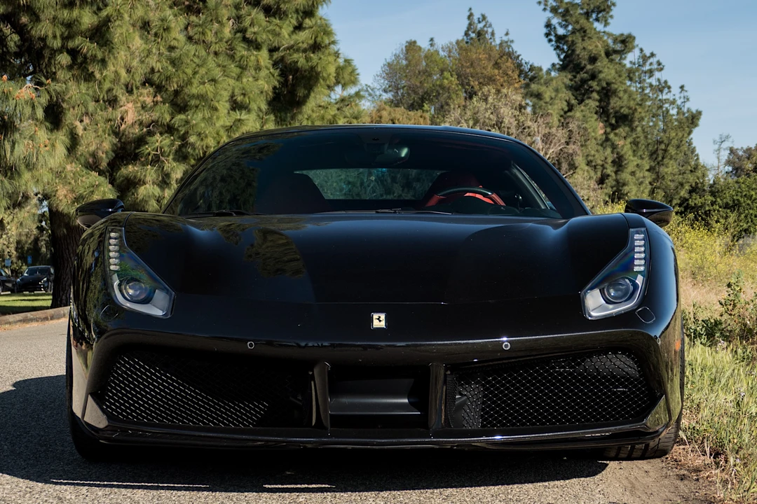 2017 Ferrari 488 GTB - Image 2 of 31