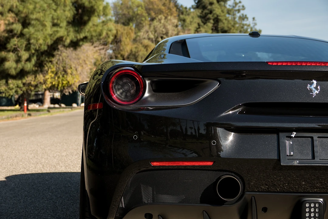 2017 Ferrari 488 GTB - Image 18 of 31