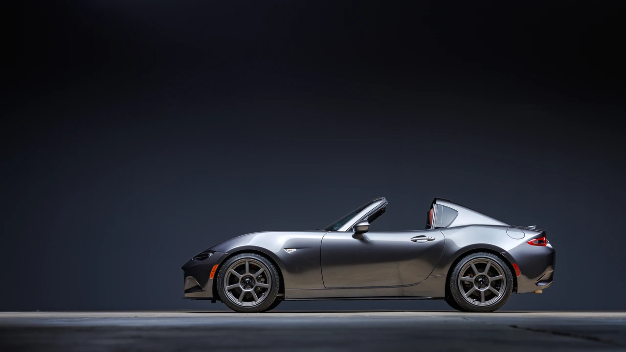 2017 Mazda ND MX-5 Miata - Image 29 of 31