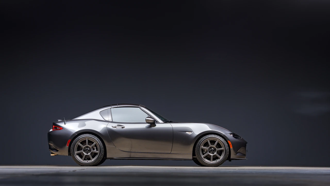 2017 Mazda ND MX-5 Miata - Image 14 of 31