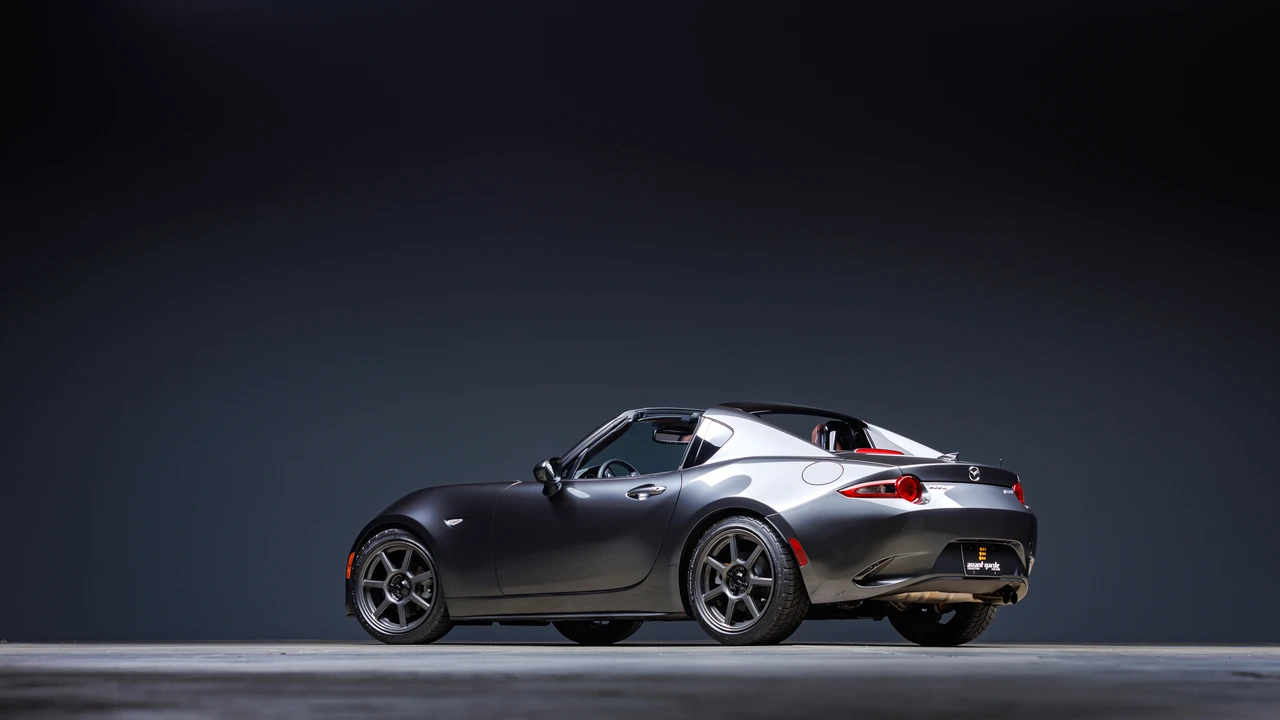 2017 Mazda ND MX-5 Miata - Image 28 of 31