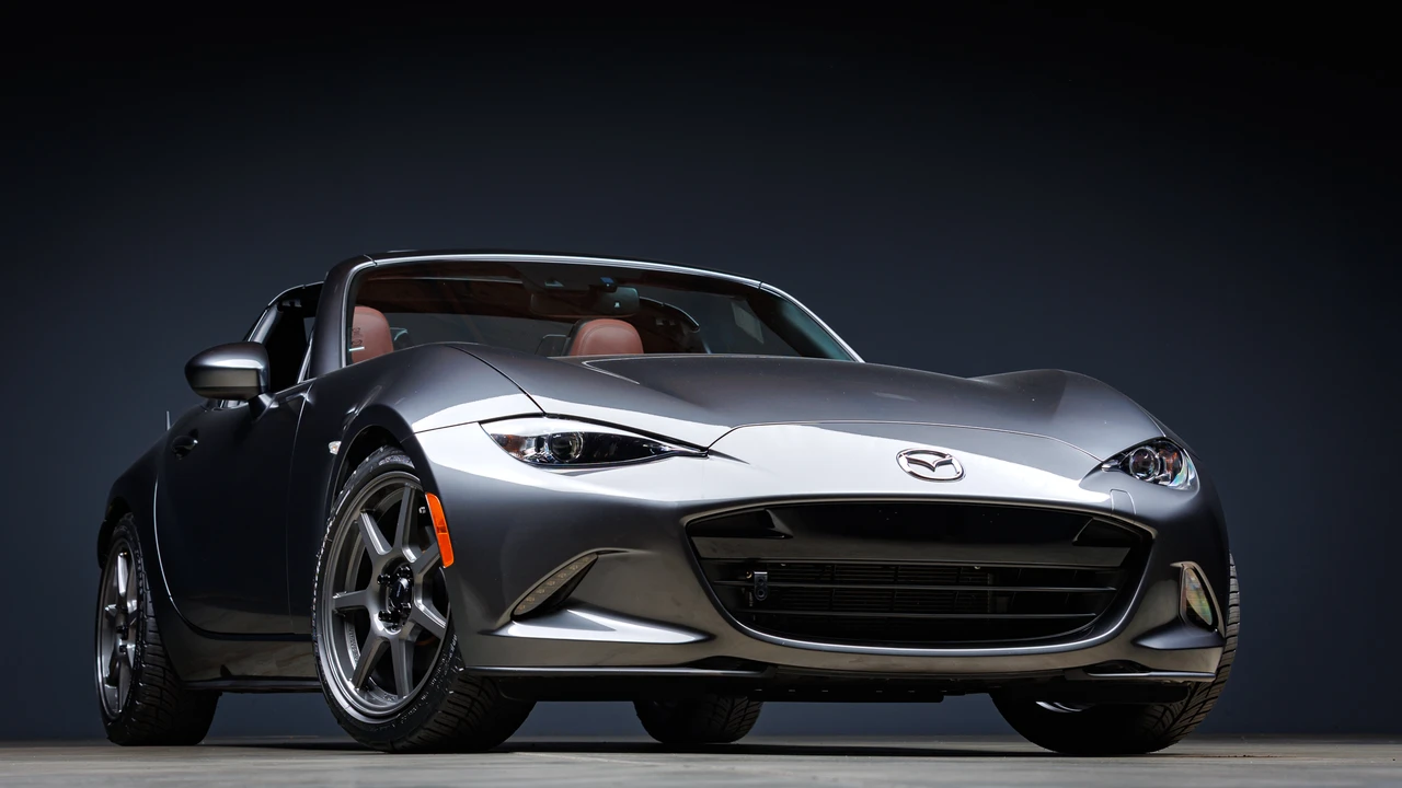 2017 Mazda ND MX-5 Miata - Image 11 of 31