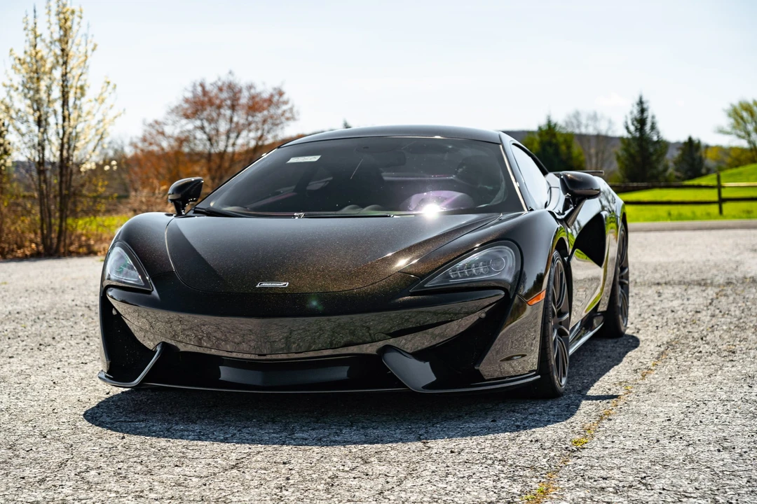 2017 McLaren 570S - Image 5 of 31