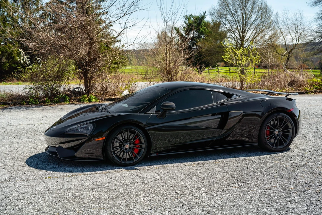 2017 McLaren 570S - Image 10 of 31