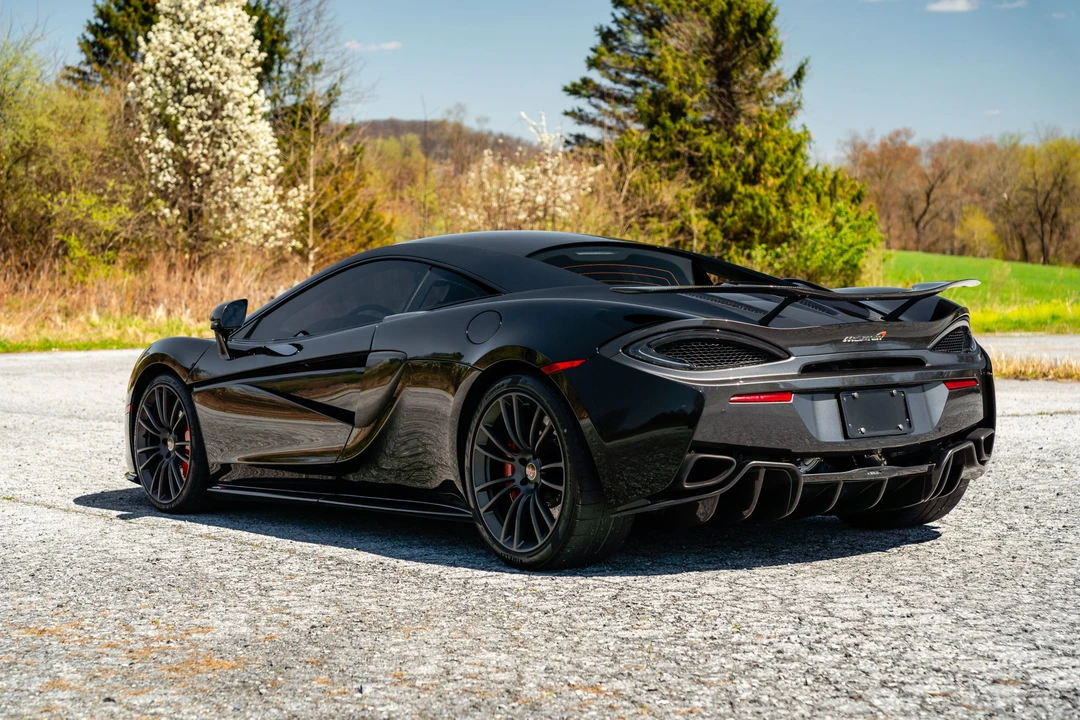 2017 McLaren 570S - Image 20 of 31