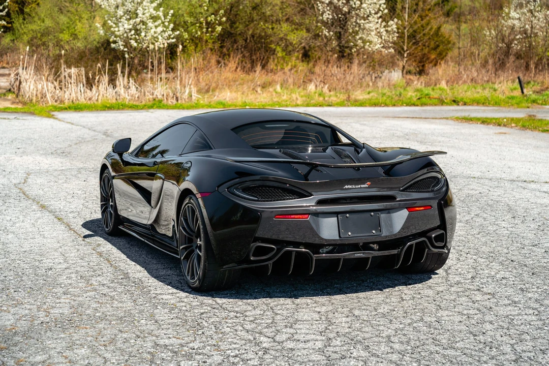 2017 McLaren 570S - Image 21 of 31