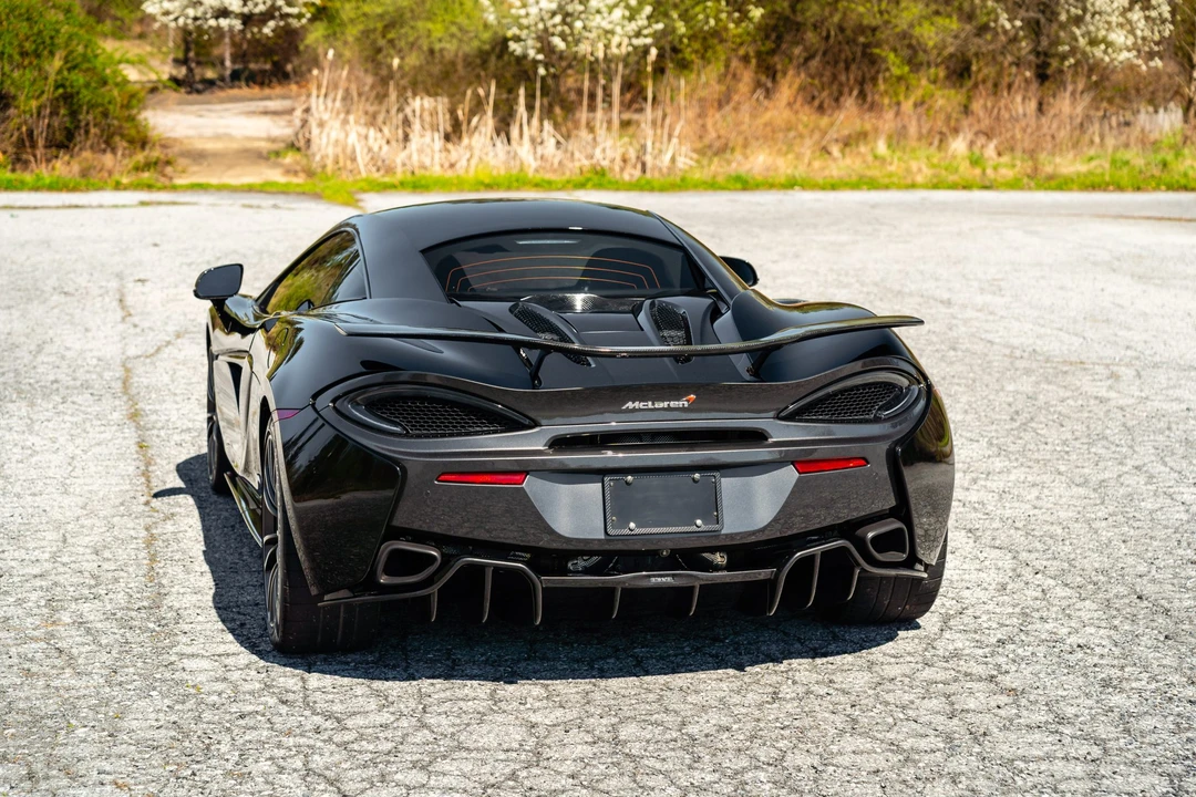 2017 McLaren 570S - Image 23 of 31