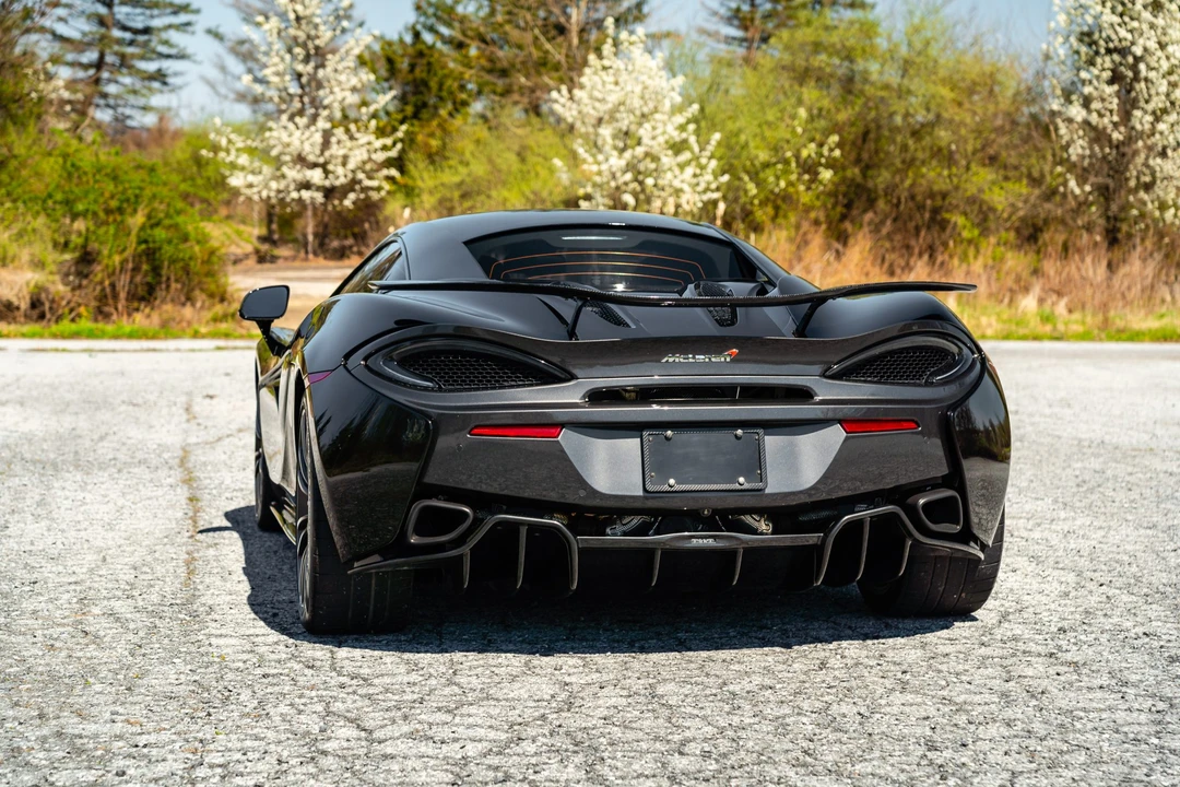 2017 McLaren 570S - Image 24 of 31
