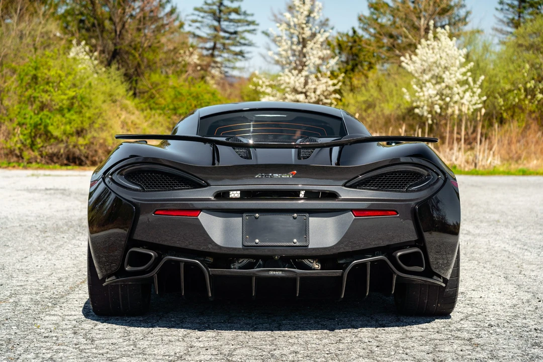 2017 McLaren 570S - Image 26 of 31